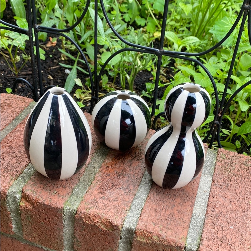 Set of three Jonathan Adler Black and White Striped Vases. Circa 1990s.